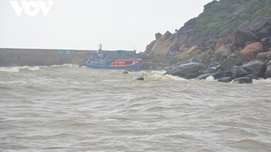 Tìm thấy 1 trong 2 ngư dân mất tích tại Thanh Hóa