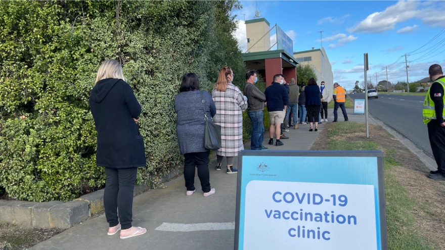 Australia đẩy nhanh tiến độ tiêm vaccine ngừa Covid-19