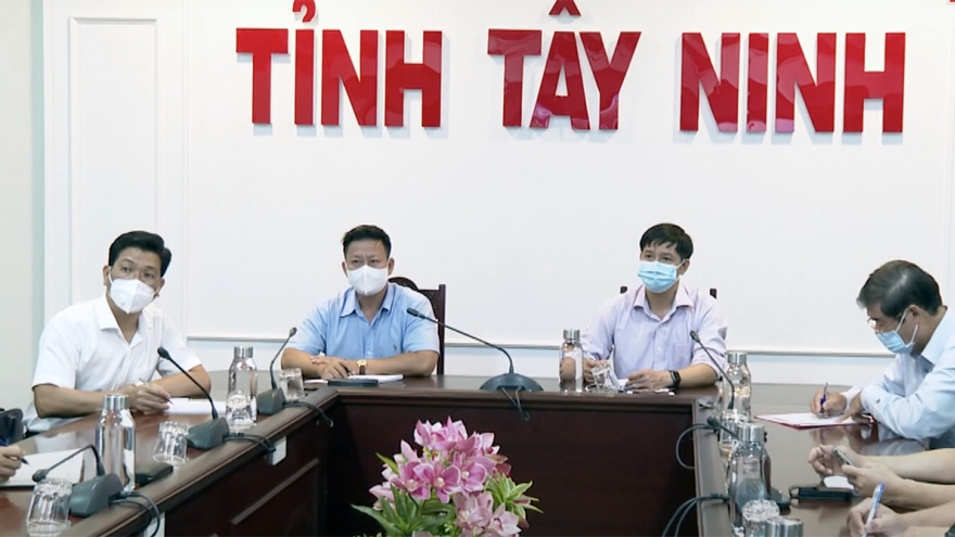 Tây Ninh họp khẩn vì có 3 bệnh nhân nghi mắc Covid-19 trong cộng đồng