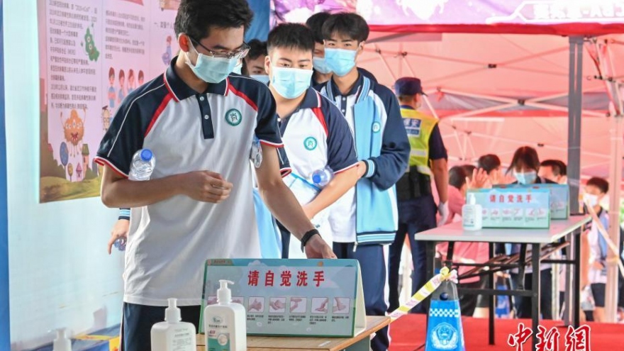 Trung Quốc tổ chức thi đại học trong điều kiện chống dịch nghiêm ngặt