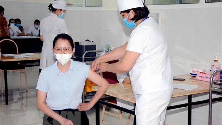 Vietnam accelerates efforts to secure adequate COVID-19 vaccine supplies: Scholar