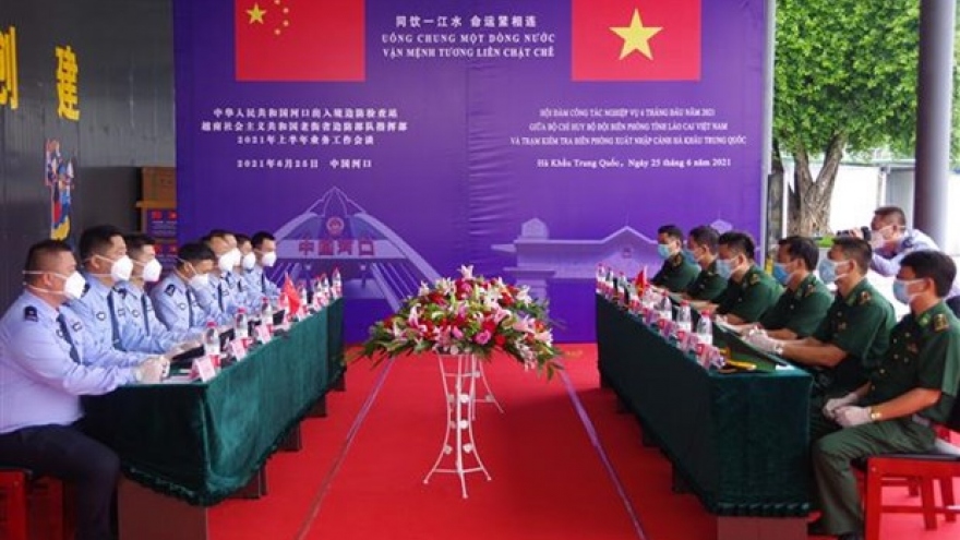 Vietnamese, Chinese provinces bolster border control