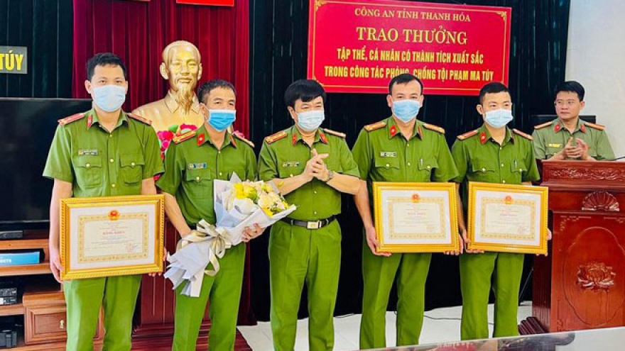 Bắt "ông trùm" chuyên cải trang thành bộ đội biên phòng, kiểm lâm để...buôn ma túy