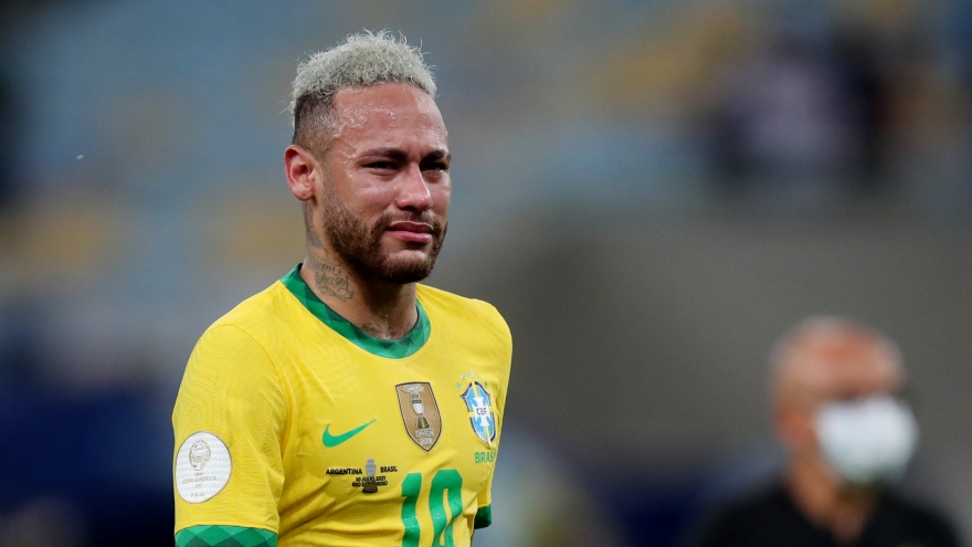 Neymar khóc nức nở khi Brazil thất bại trước Argentina ở chung kết Copa America 2021
