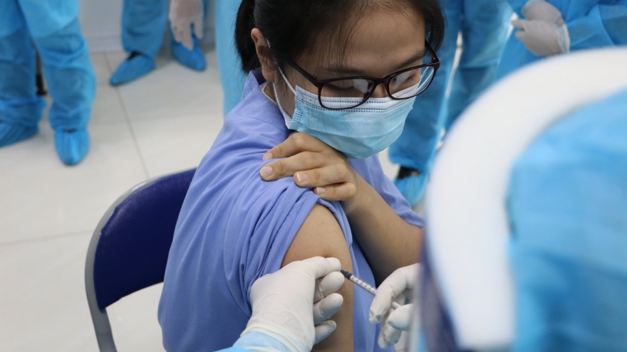 Ho Chi Minh City given priority for vaccine distribution