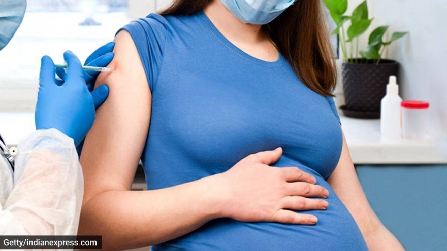 Những điều phụ nữ mang thai nên biết trước, trong và sau khi tiêm vaccine COVID-19