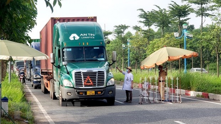 Đề xuất Chính phủ ban hành danh mục hàng hóa “cấm lưu thông”