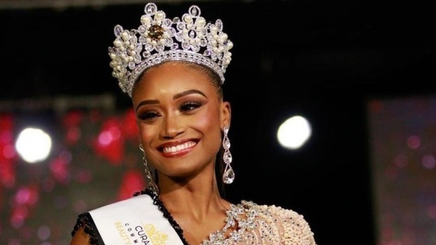 Vẻ đẹp nổi bật của tân Hoa hậu Hoàn vũ Curacao 2021