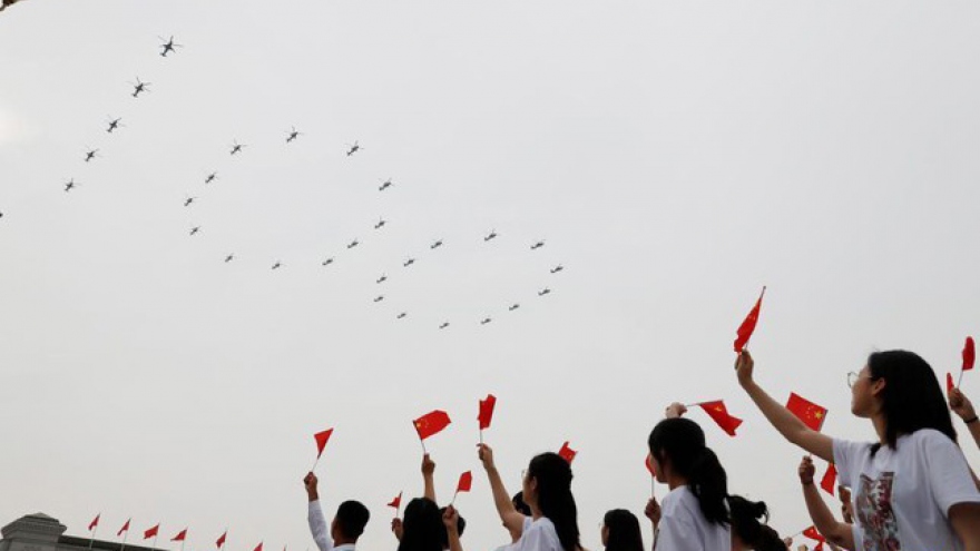 Dàn chiến cơ và trực thăng tại lễ kỷ niệm 100 năm thành lập Đảng Cộng sản Trung Quốc
