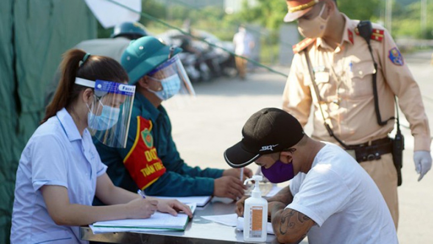 Hanoi erects 22 checkpoints at city entrances to control COVID-19