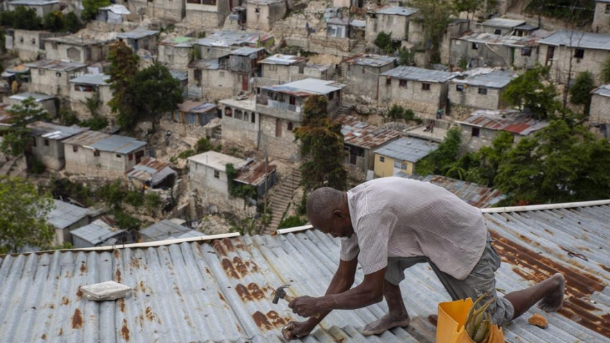 Bão Elsa đổ bộ Cuba