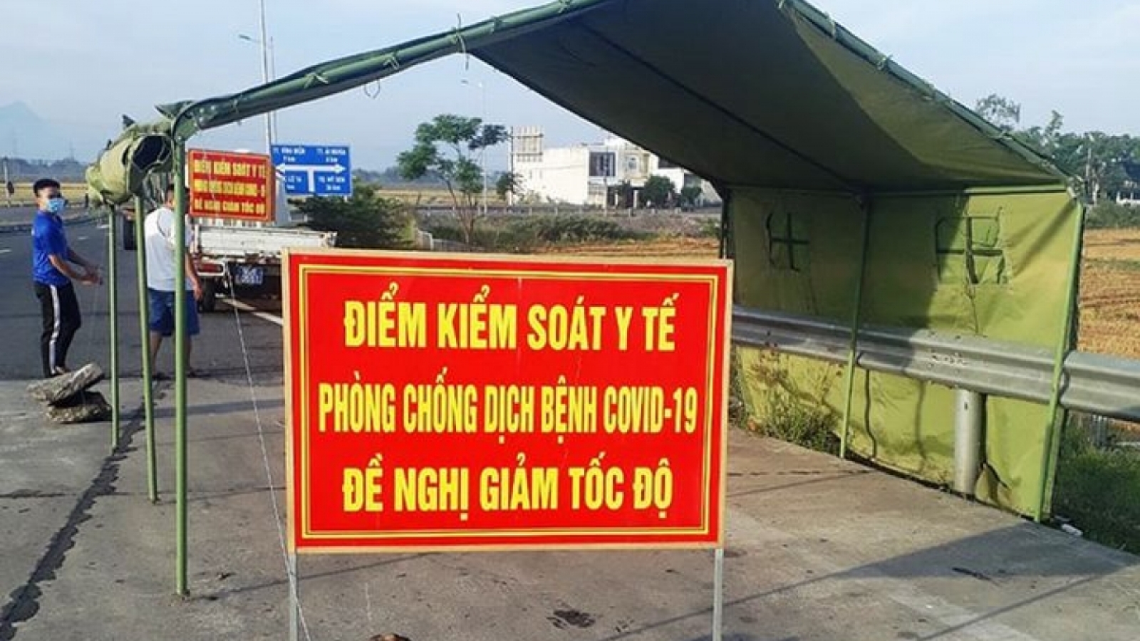 Người từ Hà Nội về Hưng Yên phải có giấy xét nghiệm âm tính với SARS-CoV-2 
