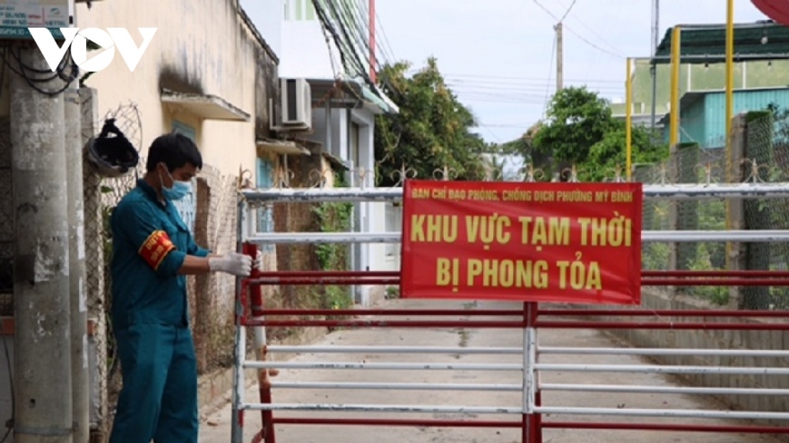 “Bộ Y tế đảm bảo đủ thiết bị chống dịch khi các địa phương áp dụng Chỉ thị 16”