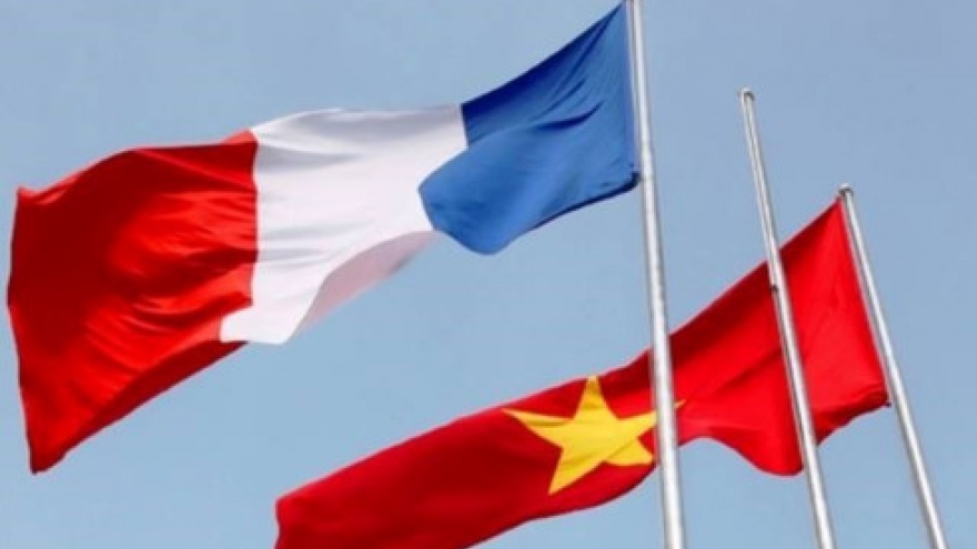 France-Vietnam friendship group affirms its continued support for Vietnam