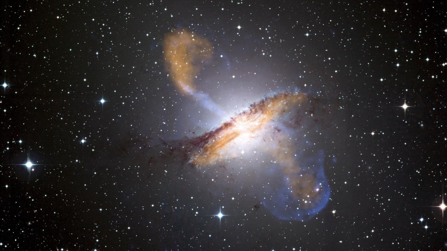 Nỗ lực giải mã bí ẩn về chức năng của hố đen trong vũ trụ