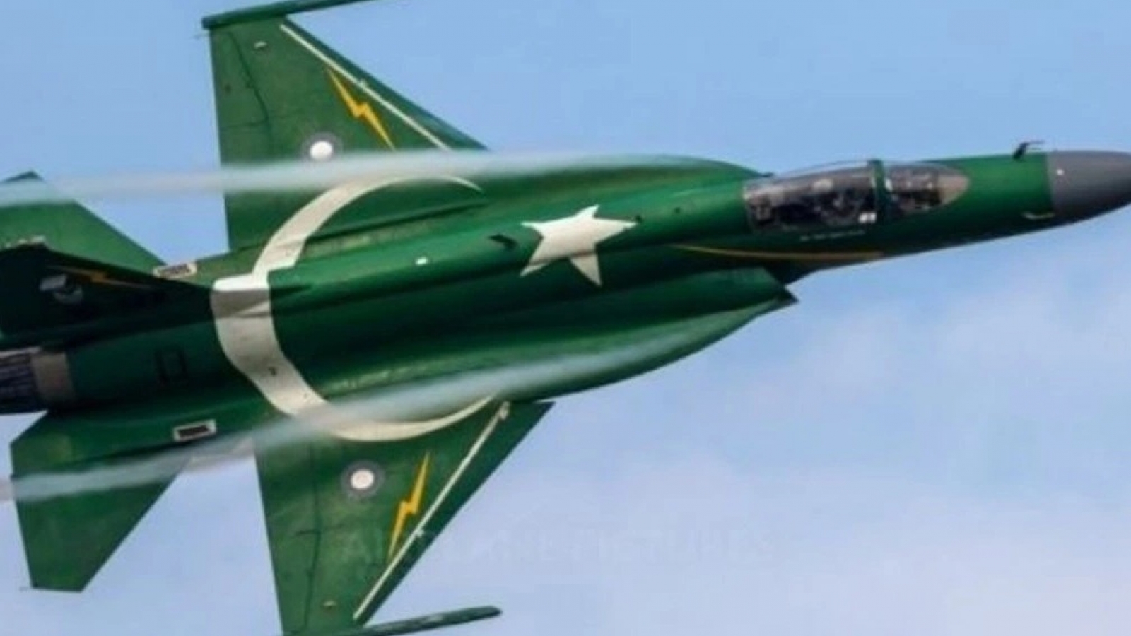 Pakistan sẵn sàng dùng quân đội can thiệp nếu Afghanistan động đến Taliban
