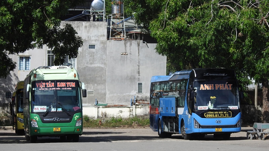 Kon Tum tạm dừng hoạt động vận tải hành khách công cộng đến các tỉnh phía Nam