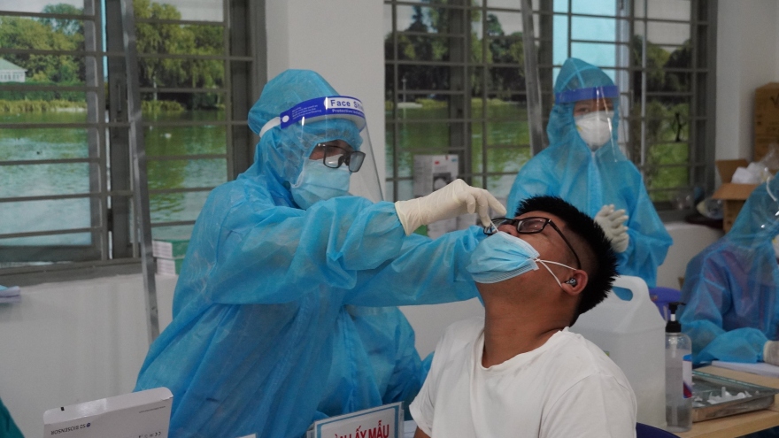 Phát hiện nhiều F0 qua sàng lọc, Sở Y tế TP.HCM ra công văn khẩn 