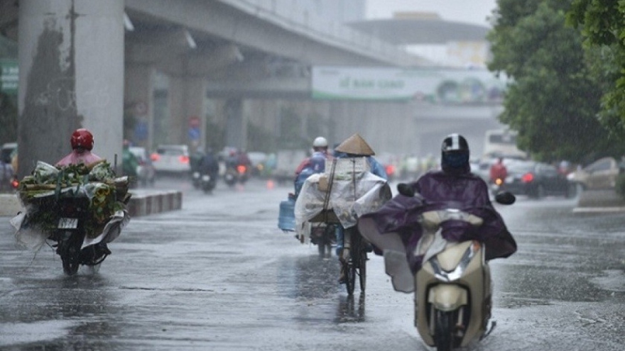 Thời tiết ngày 6/7: Trung Bộ giảm nắng nóng, Bắc Bộ có mưa rào và dông