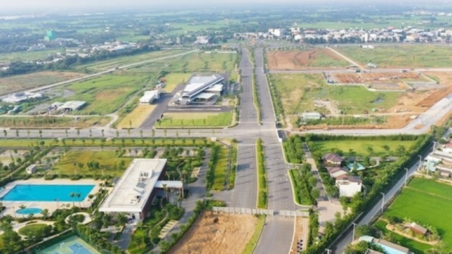 Vietnamese, Japanese firms shake hands in affordable housing project in Long An