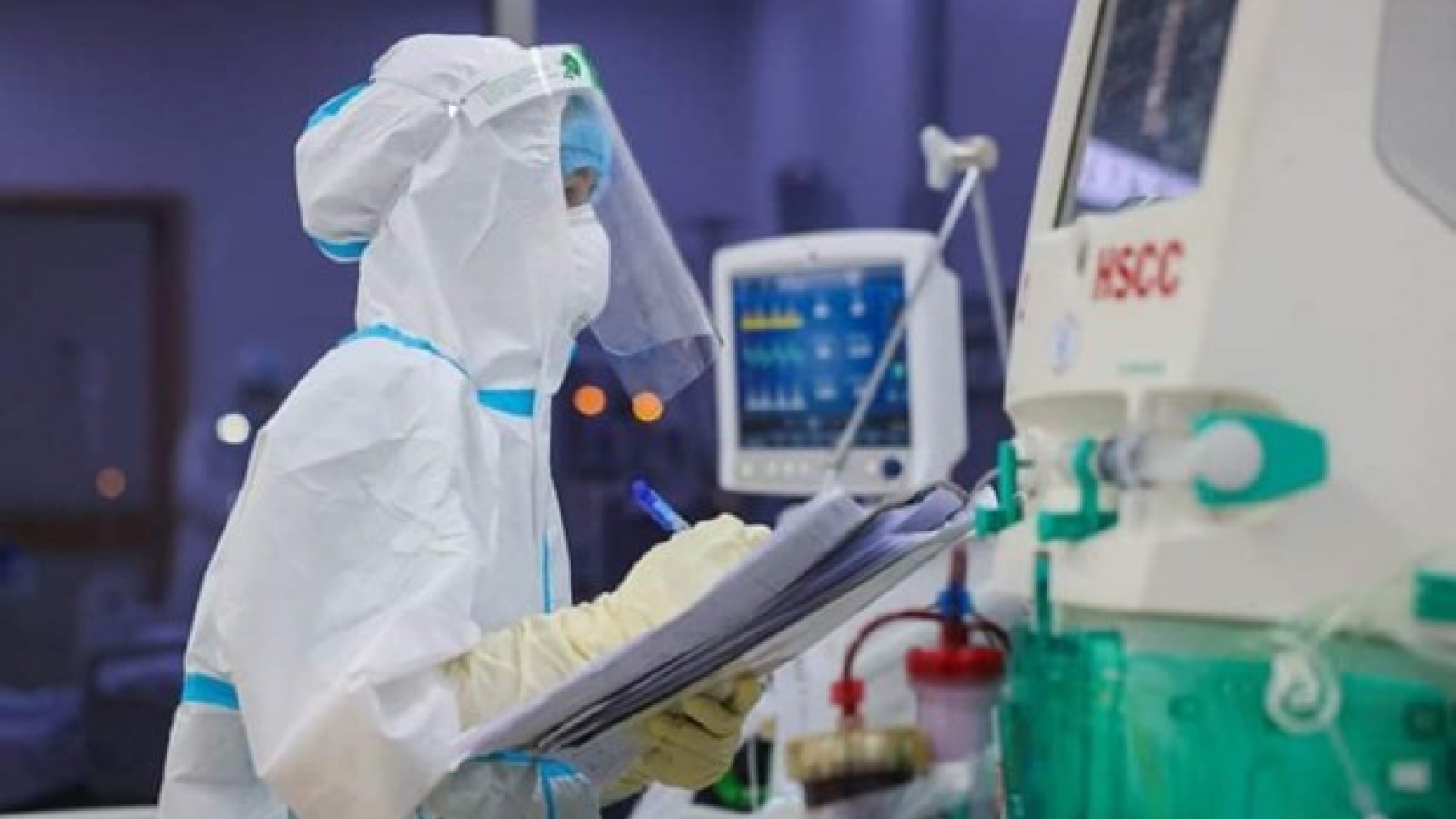 Over 2,000 medical devices and supplies transported to HCM City