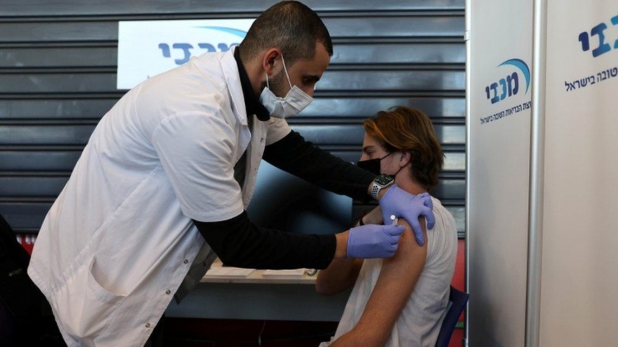 Israel: Vaccine ngừa Covid-19 của Pfizer hiệu quả 39% trước biến thể Delta