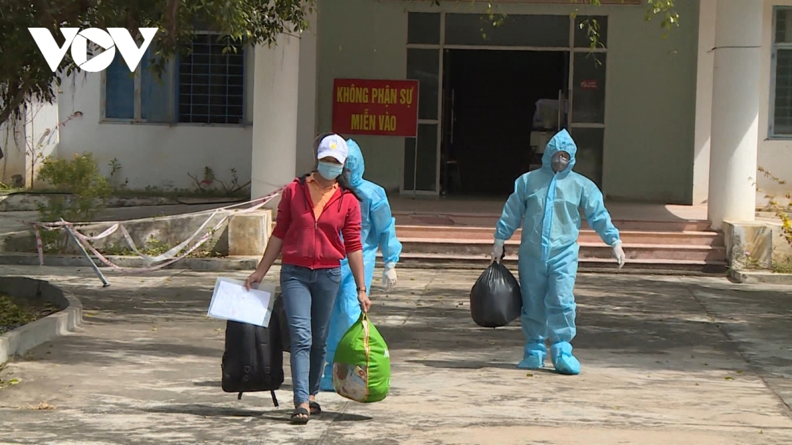 3 bệnh nhân Covid-19 ở Gia Lai xuất viện, BV Đại học Y Dược-HAGL hoạt động trở lại