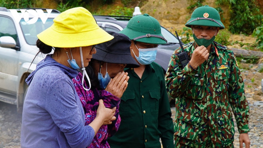 Những người cha tìm con ở Rào Trăng