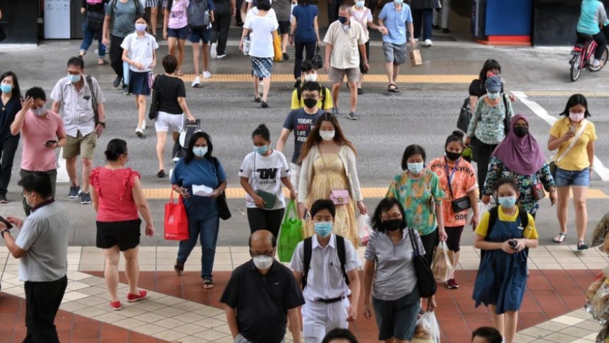 Những người đã tiêm vaccine chiếm 3/4 số ca mắc Covid-19 mới ở Singapore