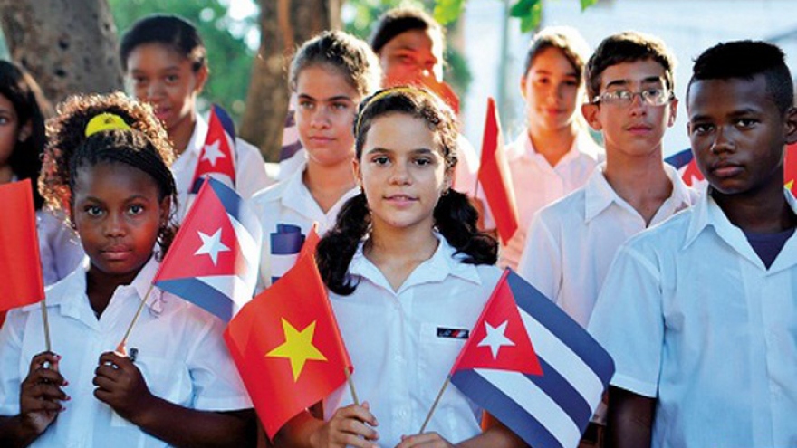Liên hiệp các tổ chức hữu nghị Việt Nam gửi thông điệp đoàn kết với Cuba
