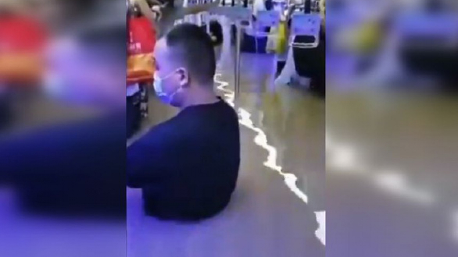 Video: Mưa lũ kinh hoàng tại thành phố Trịnh Châu, Trung Quốc