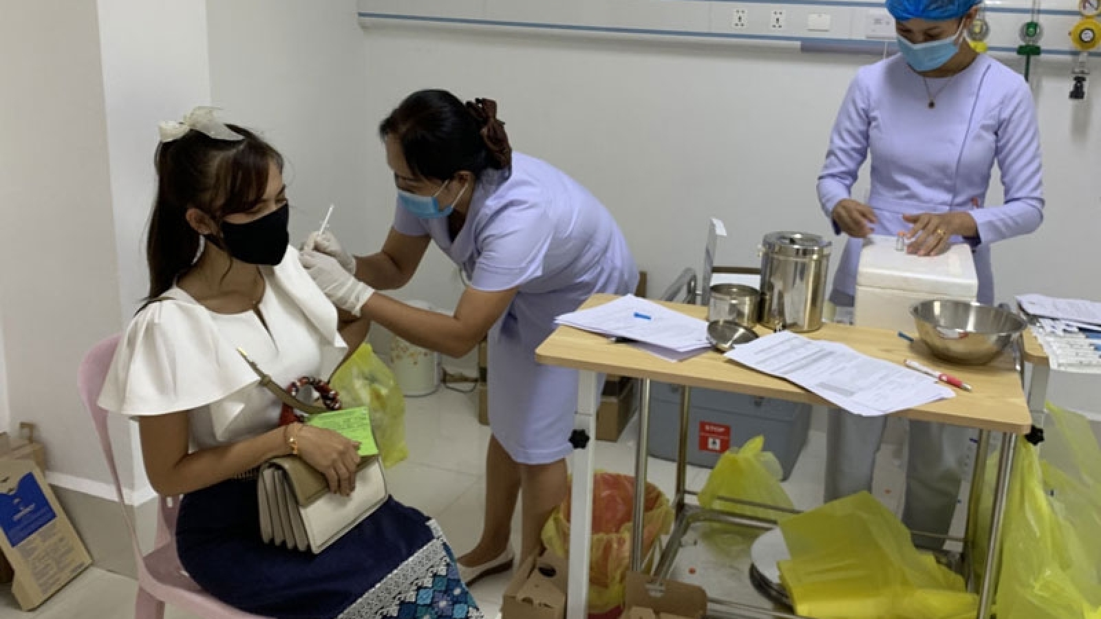 Lào phấn đấu 50% dân số được tiêm vaccine Covid-19 trong năm 2021