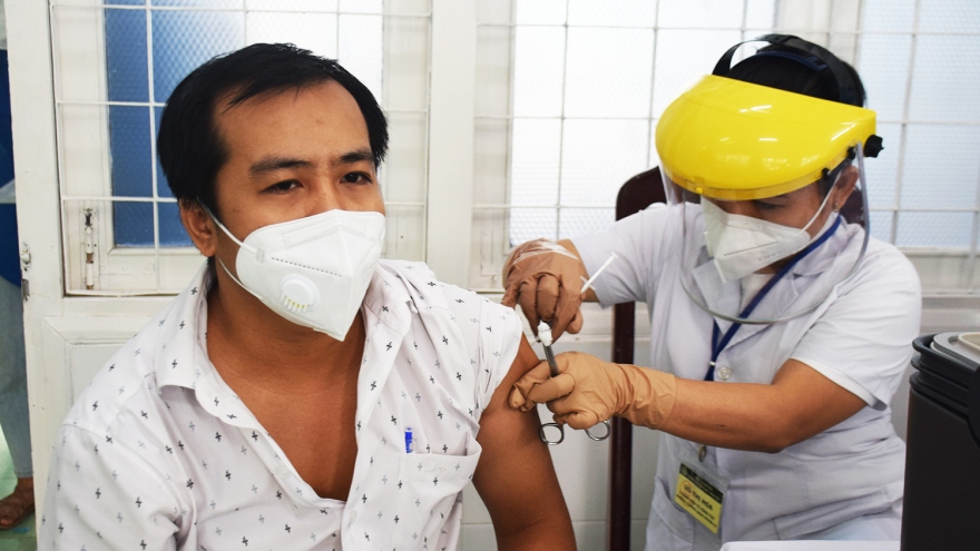 Phú Yên triển khai tiêm 15.600 liều vaccine phòng Covid-19 đợt 4