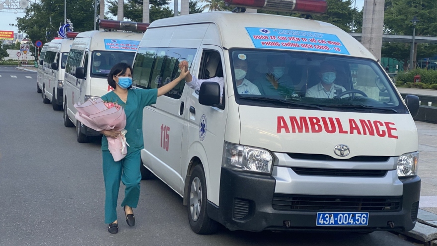 Đà Nẵng huy động 15 y bác sĩ và 5 xe cấp cứu hỗ trợ thành phố Hồ Chí Minh chống dịch