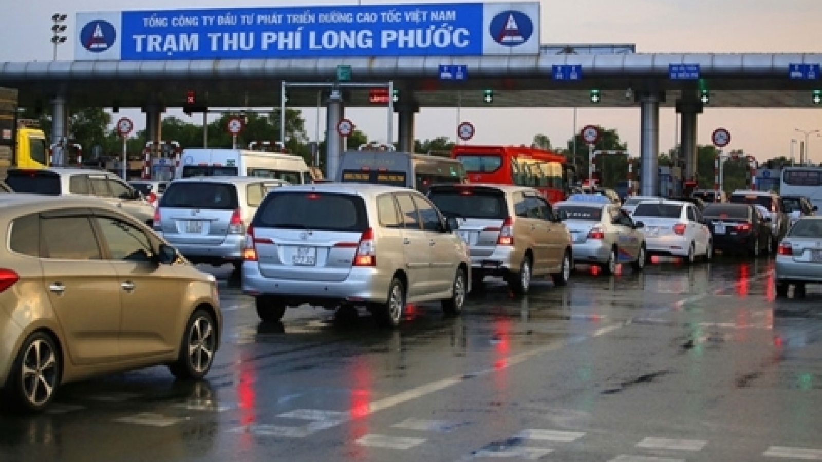 Dừng thu phí BOT các tỉnh phía Nam để phòng chống COVID-19