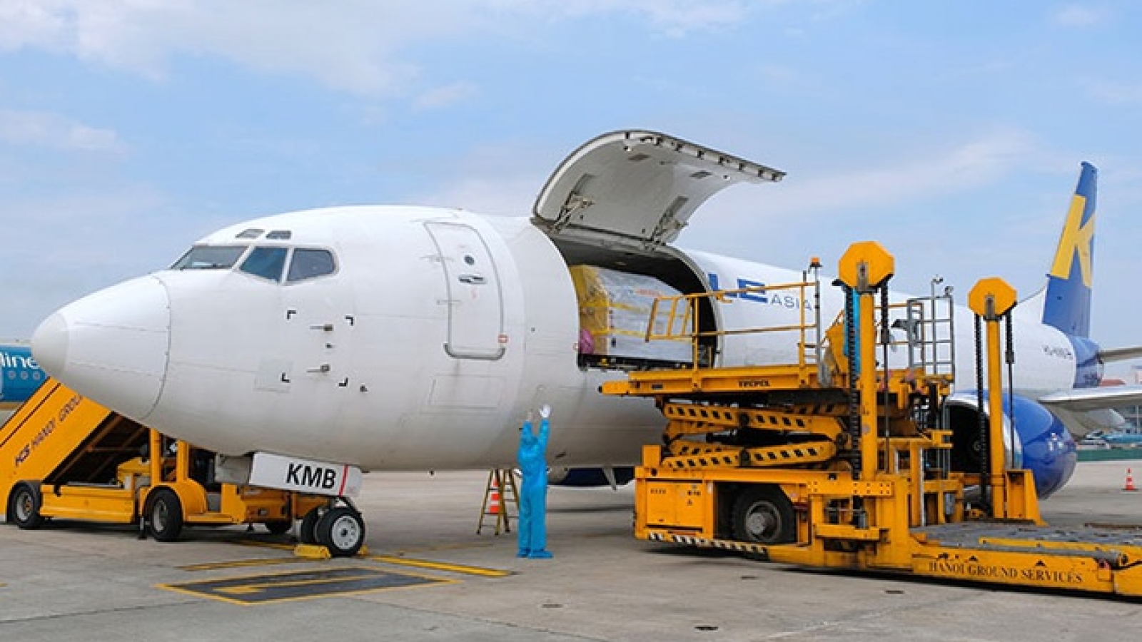 An additional 921,400 doses of AstraZeneca vaccine delivered to Vietnam 