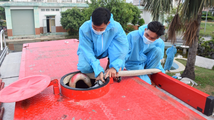 Phú Yên huy động xe chữa cháy đưa nước về bệnh viện, khu điều trị bệnh nhân Covid-19