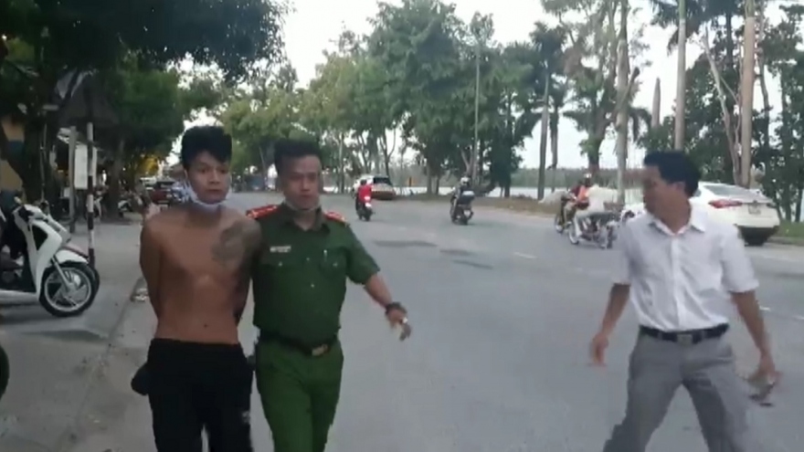 Bắt đối tượng chém chết bà nội tại Thừa Thiên Huế