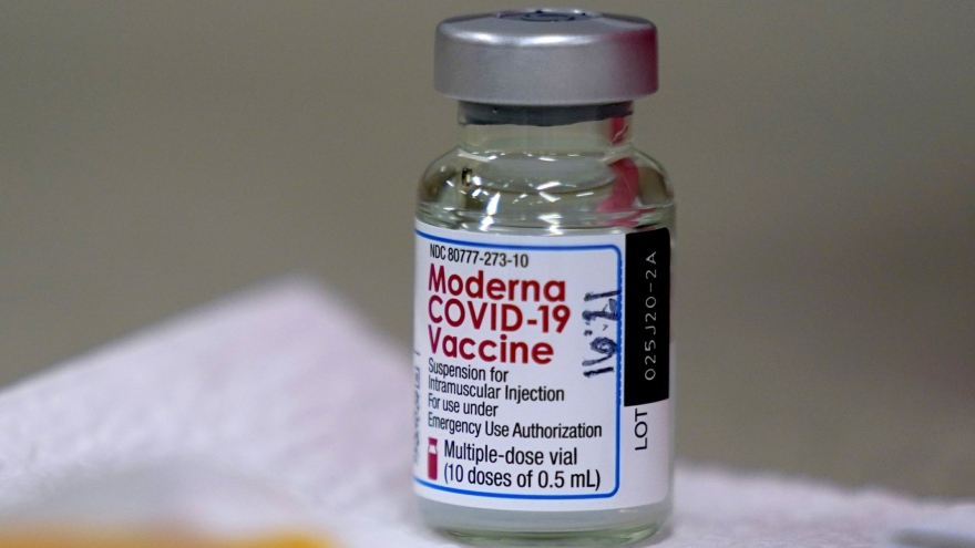 Bộ Y tế đề nghị TP.HCM trả lời về việc mua 5 triệu liều vaccine Moderna