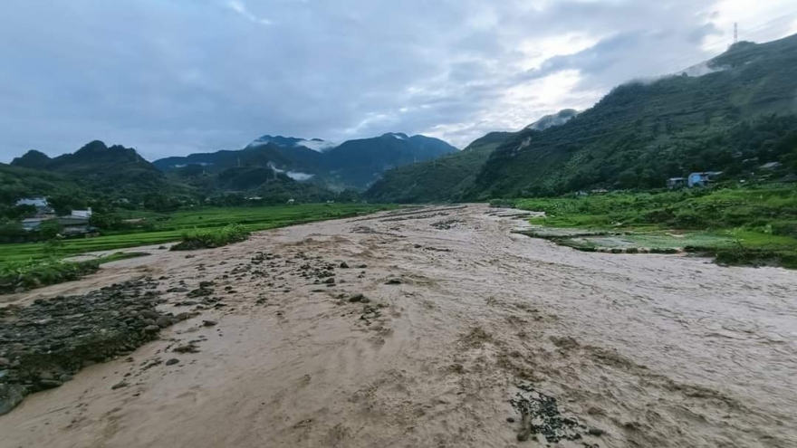 Hơn 500 hộ dân ở huyện Mường La (Sơn La) phải sơ tán vì mưa lớn kéo dài