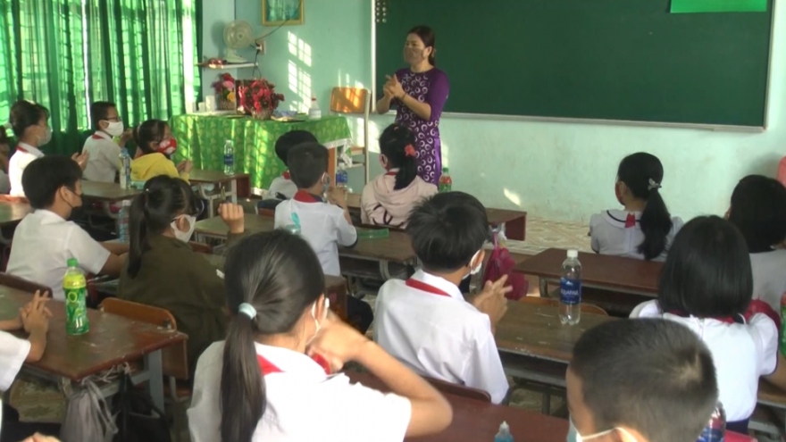 Cho phép 110 giáo viên từ Đà Nẵng vào Quảng Nam giảng dạy