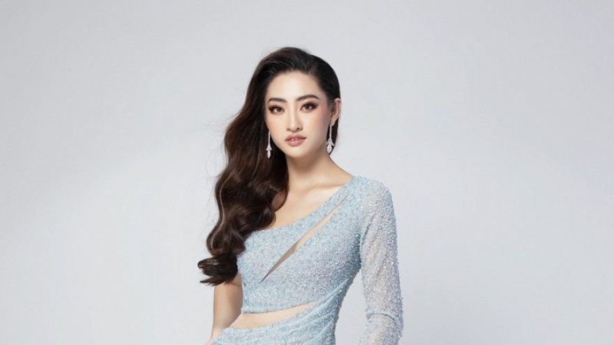 Hoa hậu Lương Thùy Linh dẫn dắt chương trình nghệ thuật online tại 6 điểm cầu