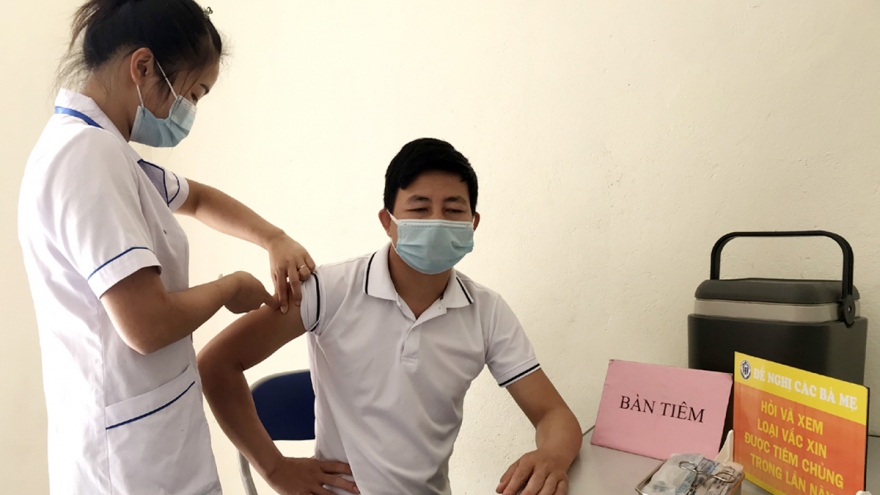 Người dân biên giới Lai Châu phấn khởi được tiêm vaccine COVID-19