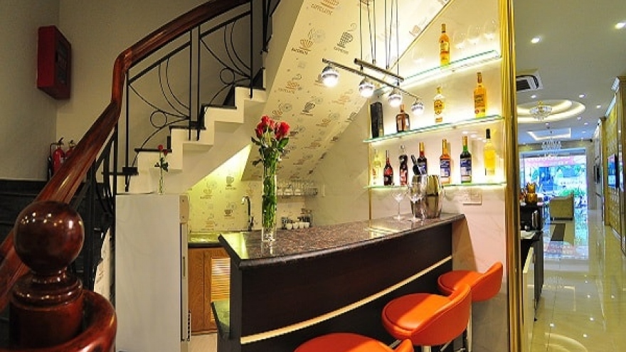 Ý tưởng thiết kế quầy bar trong nhà giúp tiết kiệm không gian