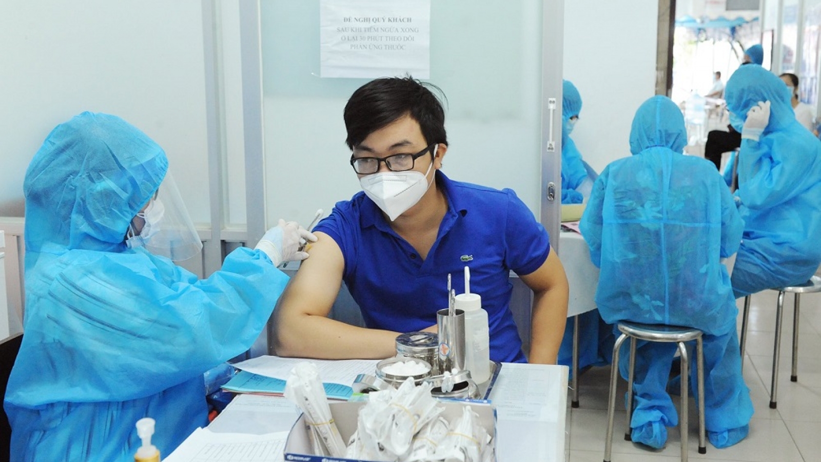 Long An triển khai tiêm vaccine cho người dân sinh sống trên địa bàn