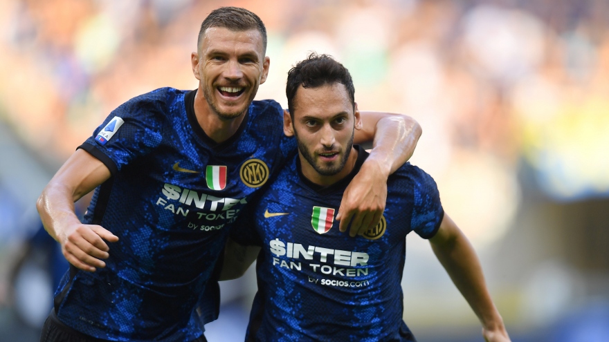 Cặp tân binh toả sáng, Inter Milan thị uy sức mạnh nhà vô địch Serie A