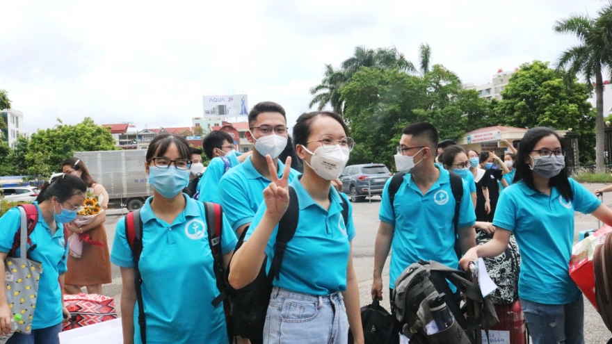 208 bác sĩ, sinh viên Đại học Y Dược Hải Phòng tiếp tục lên đường hỗ trợ TP.HCM