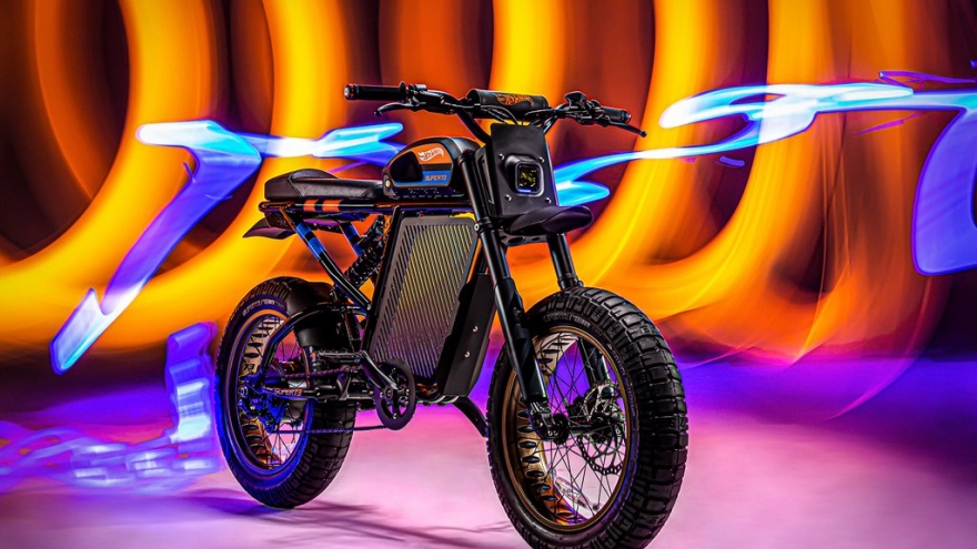 Cận cảnh xe đạp điện Hot Wheels giá hơn 100 triệu đồng