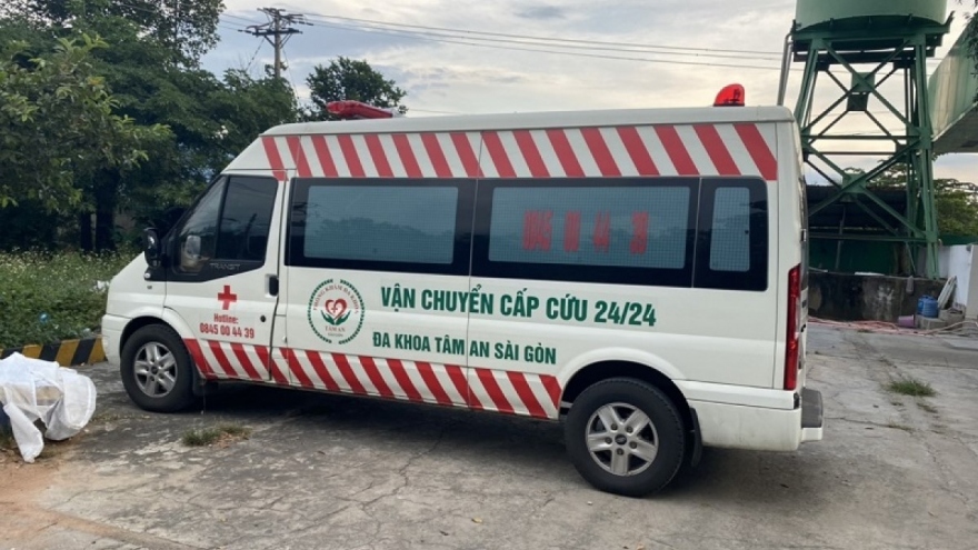 Hà Nội tăng cường kiểm tra xe cứu thương, xe công vụ trong thời gian giãn cách