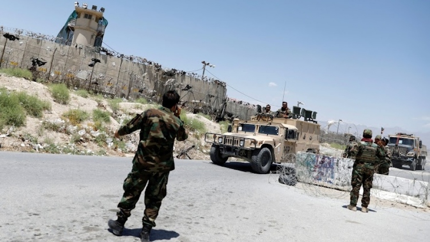 Phiến quân Taliban tấn công trụ sở Liên Hợp Quốc ở Afghanistan, giao tranh dữ dội ở Herat
